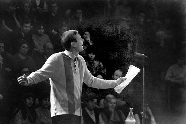 Иллюстрация к книге — Ты следующий [i_032.jpg]