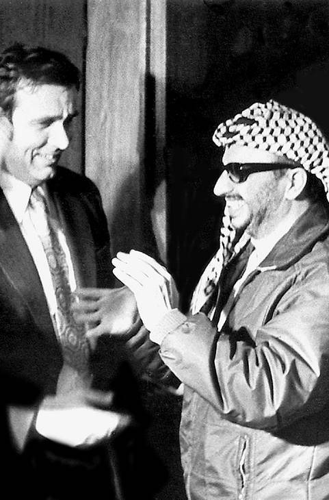 Иллюстрация к книге — Ты следующий [i_051.jpg]