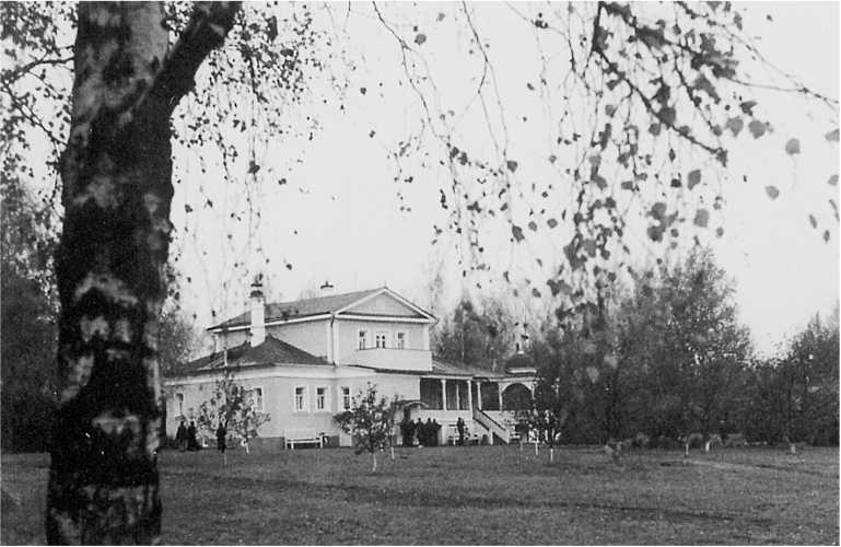 Иллюстрация к книге — Сергей Есенин. Биография [i_095.jpg]