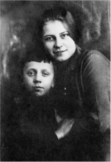 Иллюстрация к книге — Сергей Есенин. Биография [i_211.jpg]