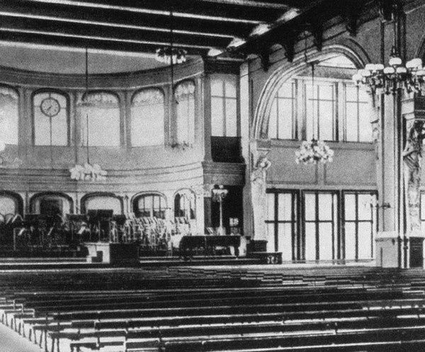 Иллюстрация к книге — Партер и карцер. Воспоминания офицера и театрала [i_008.jpg]