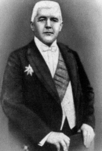 Иллюстрация к книге — Партер и карцер. Воспоминания офицера и театрала [i_042.jpg]