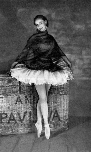 Иллюстрация к книге — Партер и карцер. Воспоминания офицера и театрала [i_053.jpg]