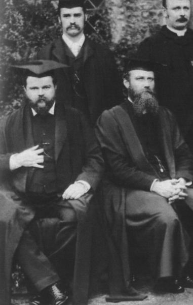 Иллюстрация к книге — Сомерсет Моэм [i_004.jpg]