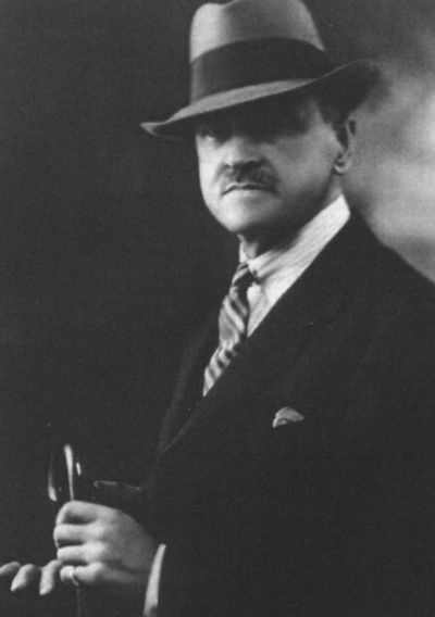 Иллюстрация к книге — Сомерсет Моэм [i_012.jpg]