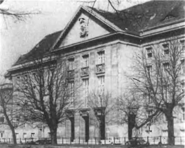 Иллюстрация к книге — Александр Коротков [i_041.jpg]