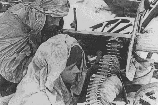 Иллюстрация к книге — Ленинградский фронт [i_039.jpg]