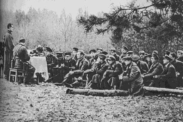 Иллюстрация к книге — Ленинградский фронт [i_085.jpg]