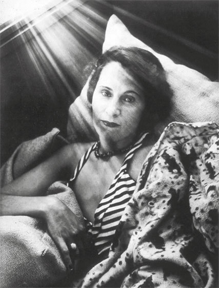 Иллюстрация к книге — Гала. Муза Сальвадора Дали [i_016.jpg]