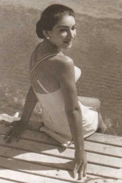 Иллюстрация к книге — Онассис. Проклятие богини [i_013.jpg]