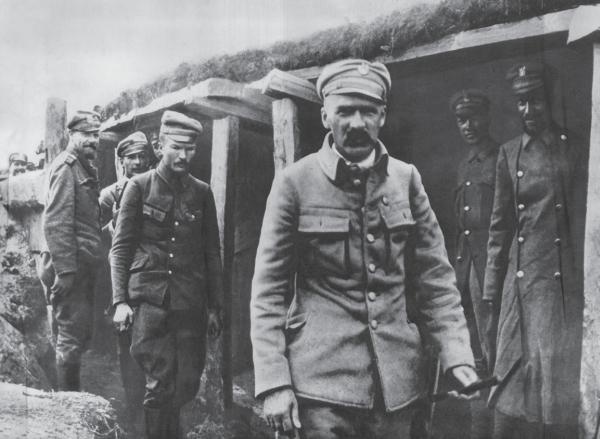 Иллюстрация к книге — Пилсудский [_21.jpg]