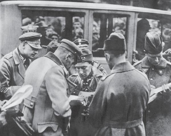 Иллюстрация к книге — Пилсудский [_31.jpg]