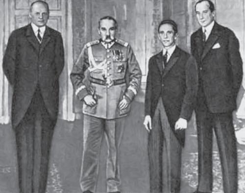 Иллюстрация к книге — Пилсудский [_53.jpg]