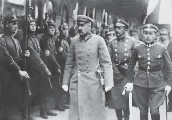 Иллюстрация к книге — Пилсудский [_54.jpg]