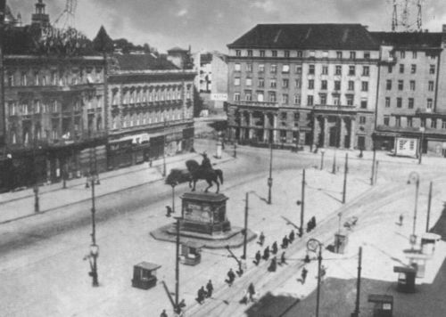 Иллюстрация к книге — Иосип Броз Тито [_19.jpg]