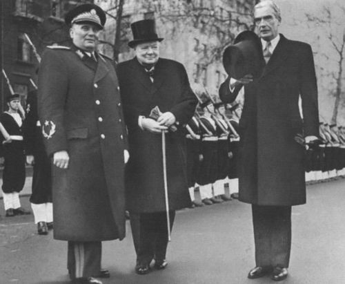 Иллюстрация к книге — Иосип Броз Тито [_32.jpg]