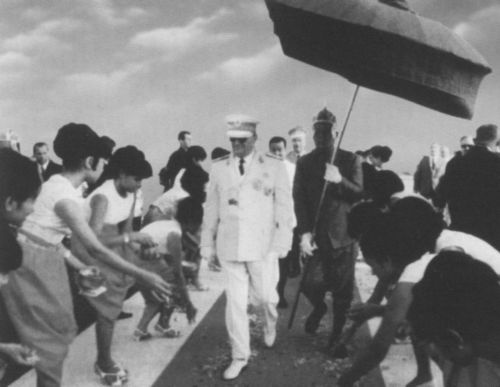 Иллюстрация к книге — Иосип Броз Тито [_34.jpg]