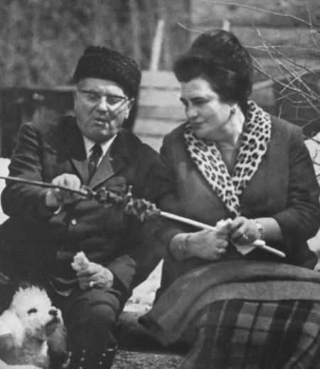 Иллюстрация к книге — Иосип Броз Тито [_53.jpg]