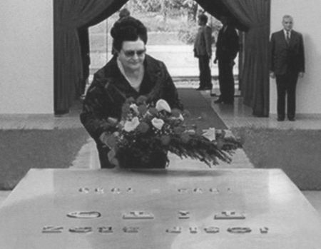 Иллюстрация к книге — Иосип Броз Тито [_60.jpg]