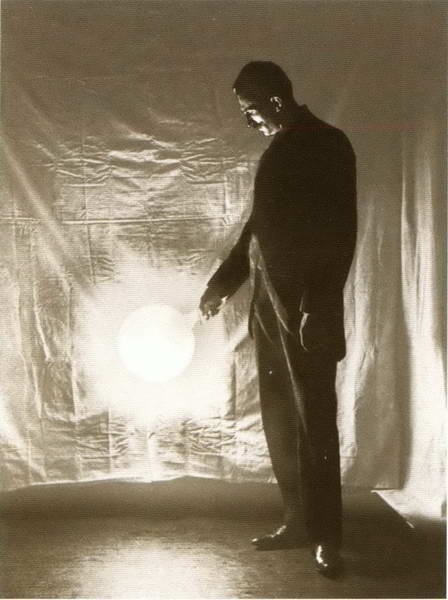 Иллюстрация к книге — Никола Тесла [i_019.jpg]