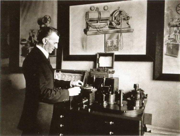 Иллюстрация к книге — Никола Тесла [i_043.jpg]