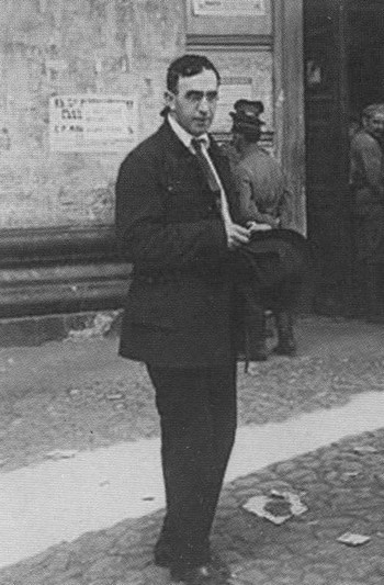 Иллюстрация к книге — Яков Блюмкин. Ошибка резидента [i_022.jpg]