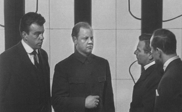 Иллюстрация к книге — Яков Блюмкин. Ошибка резидента [i_074.jpg]