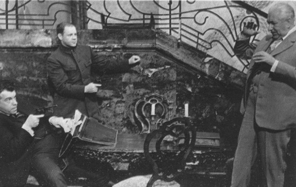 Иллюстрация к книге — Яков Блюмкин. Ошибка резидента [i_075.jpg]