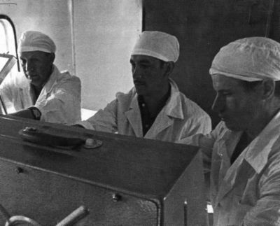 Иллюстрация к книге — Повседневная жизнь Арзамаса-16 [i_051.jpg]