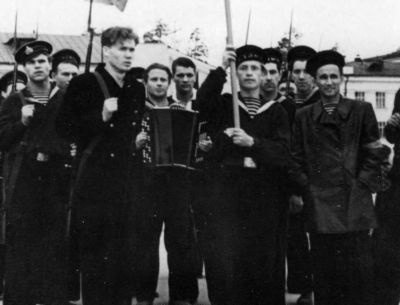 Иллюстрация к книге — Повседневная жизнь Арзамаса-16 [i_066.jpg]