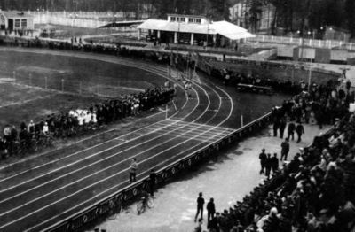 Иллюстрация к книге — Повседневная жизнь Арзамаса-16 [i_068.jpg]