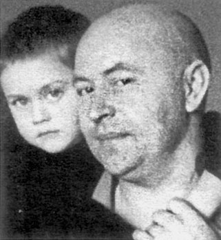 Иллюстрация к книге — Дневник детской памяти. Это и моя война [i_002.jpg]