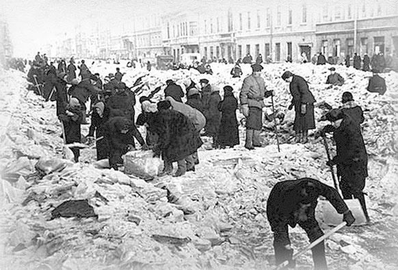 Иллюстрация к книге — Дневник детской памяти. Это и моя война [i_011.jpg]