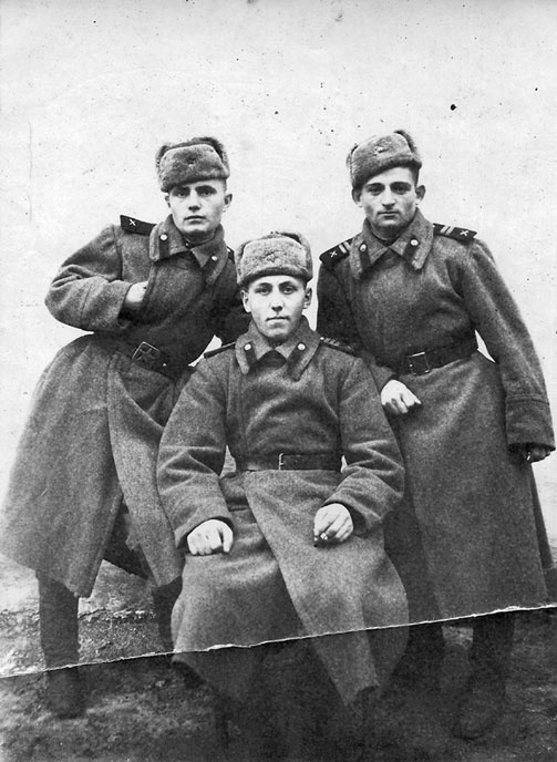 Иллюстрация к книге — Дневник детской памяти. Это и моя война [i_031.jpg]