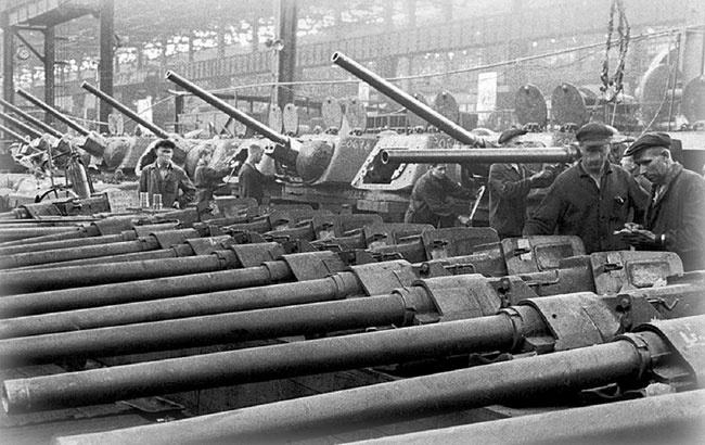 Иллюстрация к книге — Дневник детской памяти. Это и моя война [i_050.jpg]