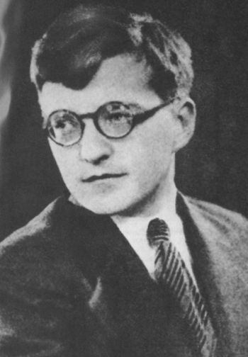 Иллюстрация к книге — Шостакович [i_029.jpg]