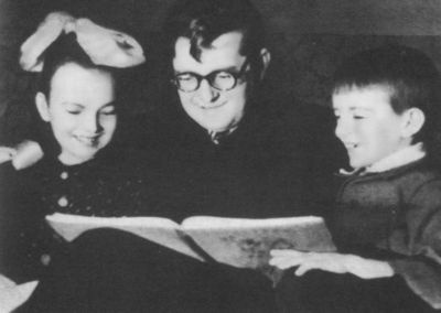 Иллюстрация к книге — Шостакович [i_037.jpg]