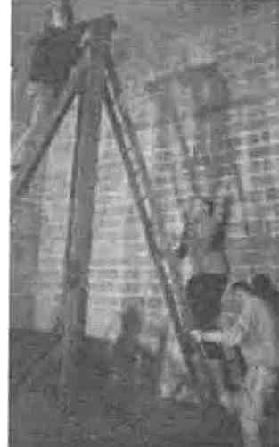 Иллюстрация к книге — Речи палача. Сенсационные откровения французского экзекутора [i_016.jpg]