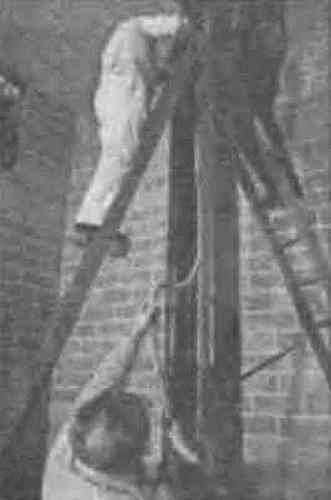 Иллюстрация к книге — Речи палача. Сенсационные откровения французского экзекутора [i_018.jpg]