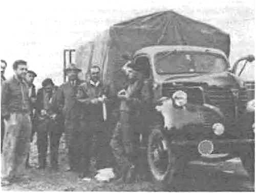 Иллюстрация к книге — Речи палача. Сенсационные откровения французского экзекутора [i_030.jpg]