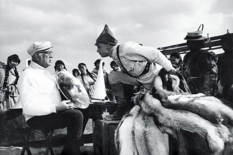 Иллюстрация к книге — Жизнь. Кино [i_011.jpg]