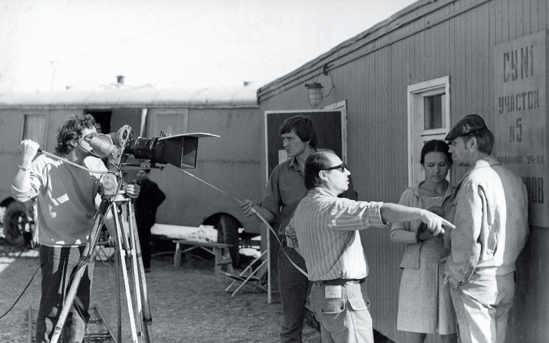 Иллюстрация к книге — Жизнь. Кино [i_025.jpg]