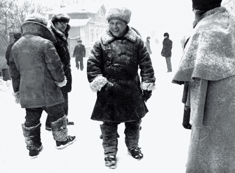 Иллюстрация к книге — Жизнь. Кино [i_035.jpg]