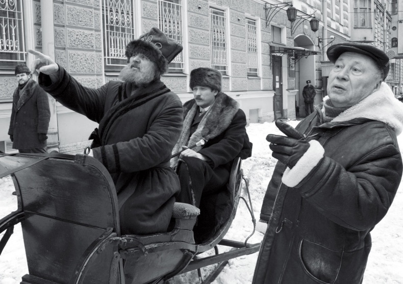 Иллюстрация к книге — Жизнь. Кино [i_078.jpg]