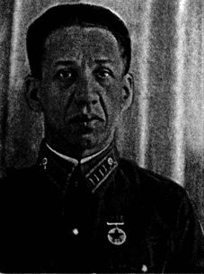 Иллюстрация к книге — Их послал на смерть Жуков? Гибель армии генерала Ефремова [i_077.jpg]