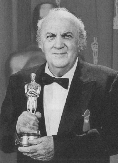 Иллюстрация к книге — Феллини [i_001.jpg]