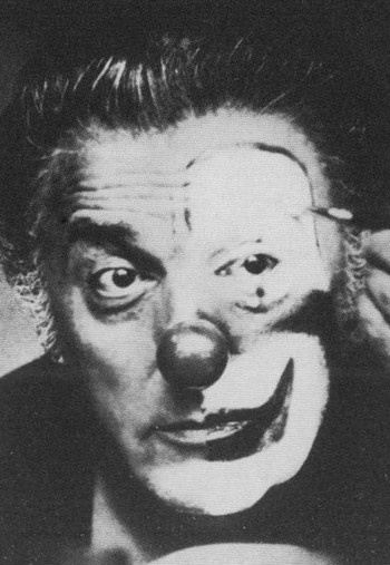 Иллюстрация к книге — Феллини [i_014.jpg]