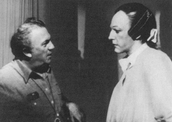 Иллюстрация к книге — Феллини [i_018.jpg]