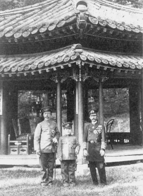 Иллюстрация к книге — Император Мэйдзи и его Япония [i_223.jpg]