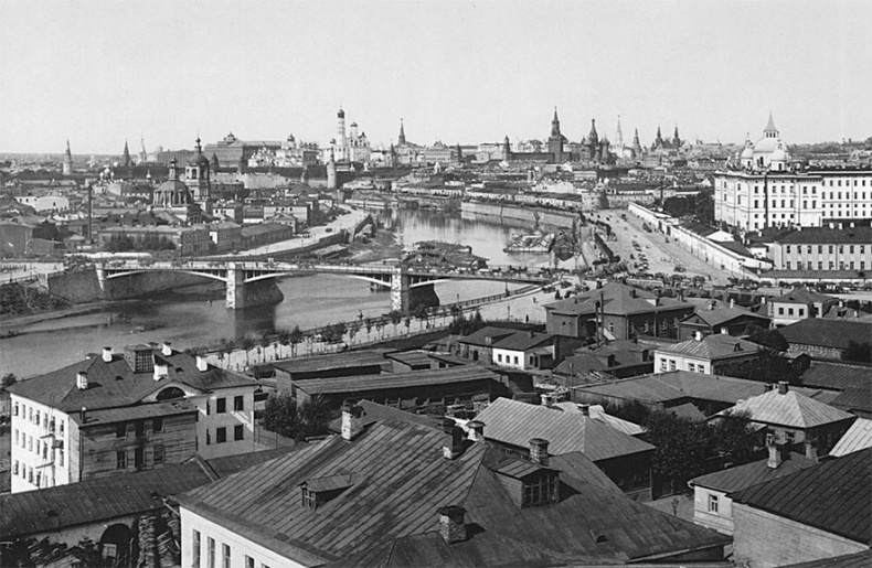 Иллюстрация к книге — Смольный институт. Дневники воспитанниц [i_002.jpg]